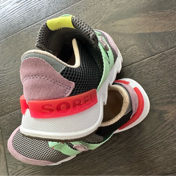 Sorel Kinetic Vibe Lite Strap Shoes - Size 6 - Picture 2 of 6